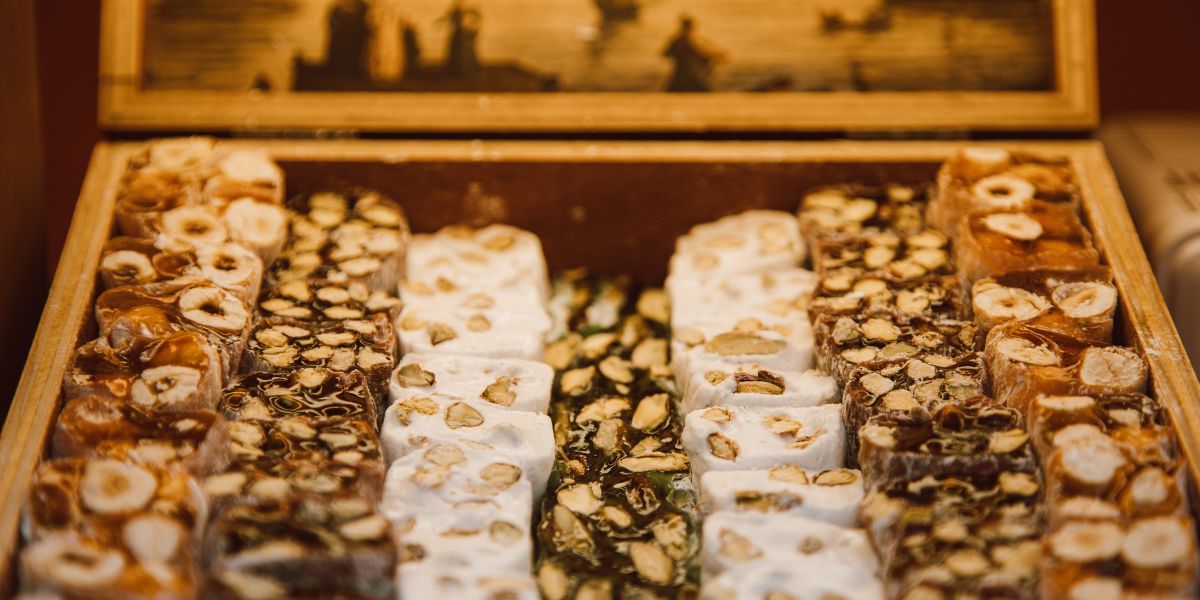 friandises dans une boite à sucre